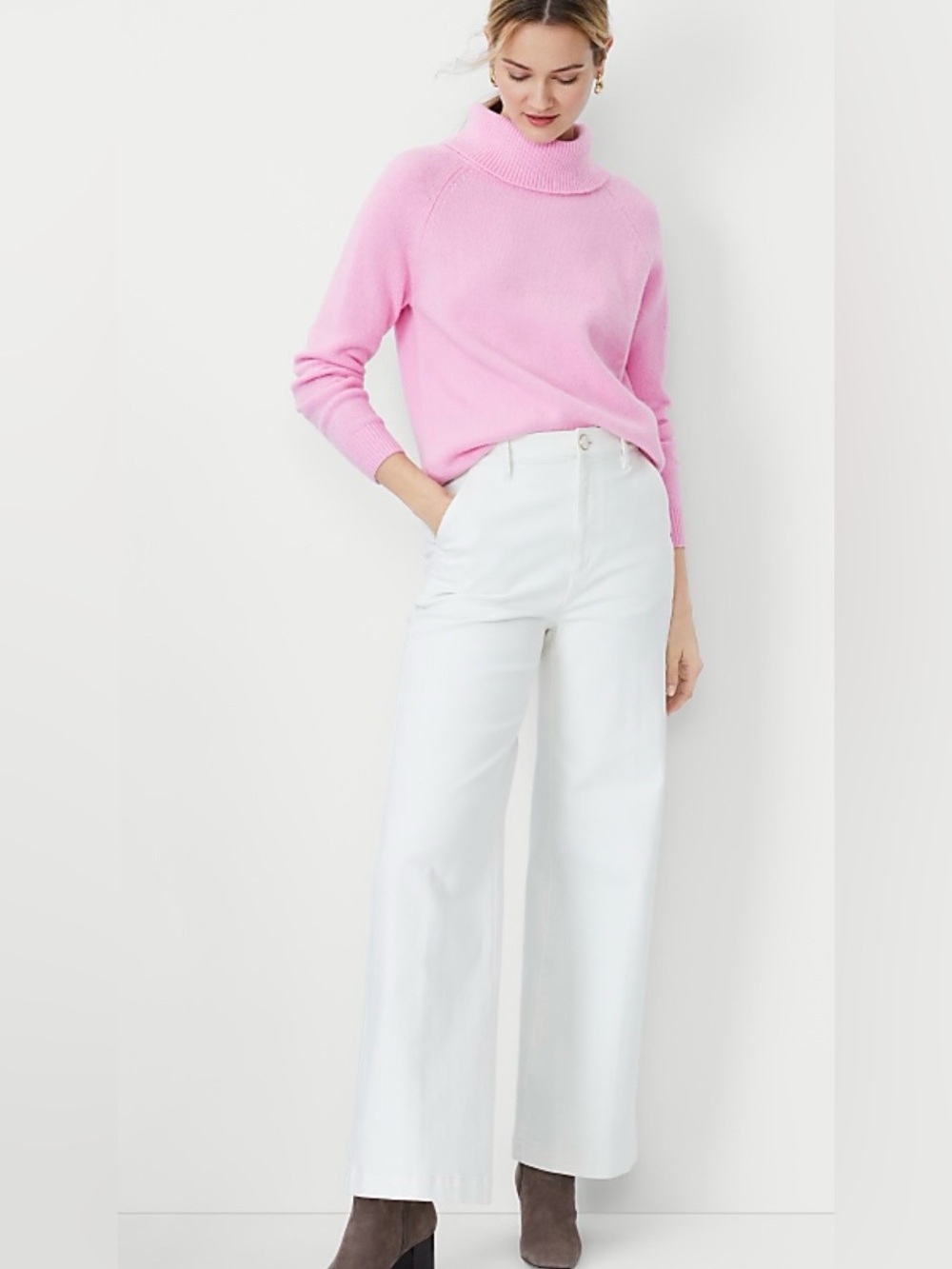 Ann Taylor White The Wide-Leg Mid Rise Jeans - size 14  - capsule wardrobe